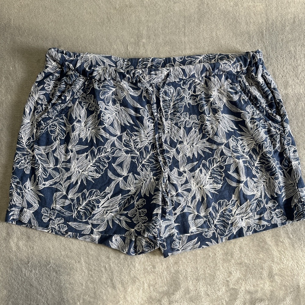 Briggs Women's XL Linen Blend Shorts Pull-On Pockets Navy White Tropical Resort
